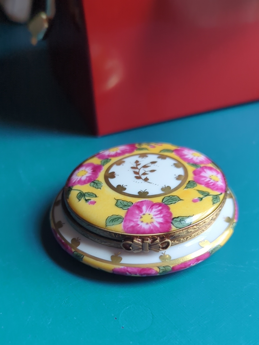 Hand-Painted Floral Compact Mirror - Yellow and Pink